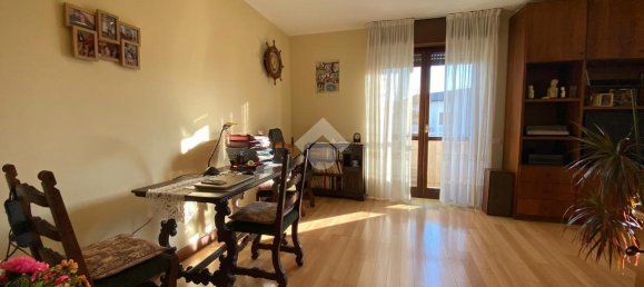 Apartamento de 4 divisões em Pantigliate, Italy N.º 104634 4