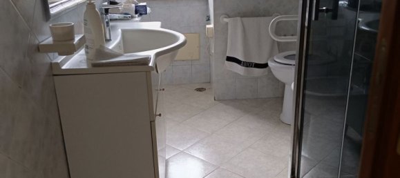 4 rooms Apartment in Naples, Italy No. 127558 5