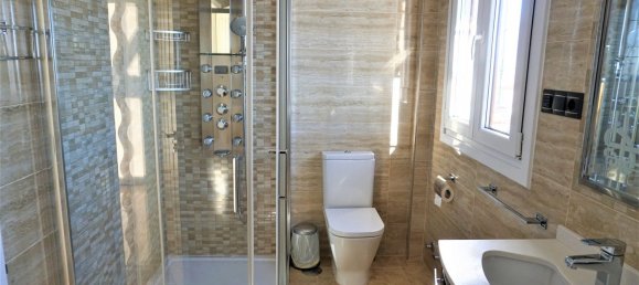 3 غرف نوم فيلا في Torre del Mar, Spain رقم 54132 29