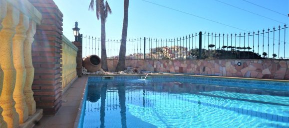 3 غرف نوم فيلا في Torre del Mar, Spain رقم 54132 46