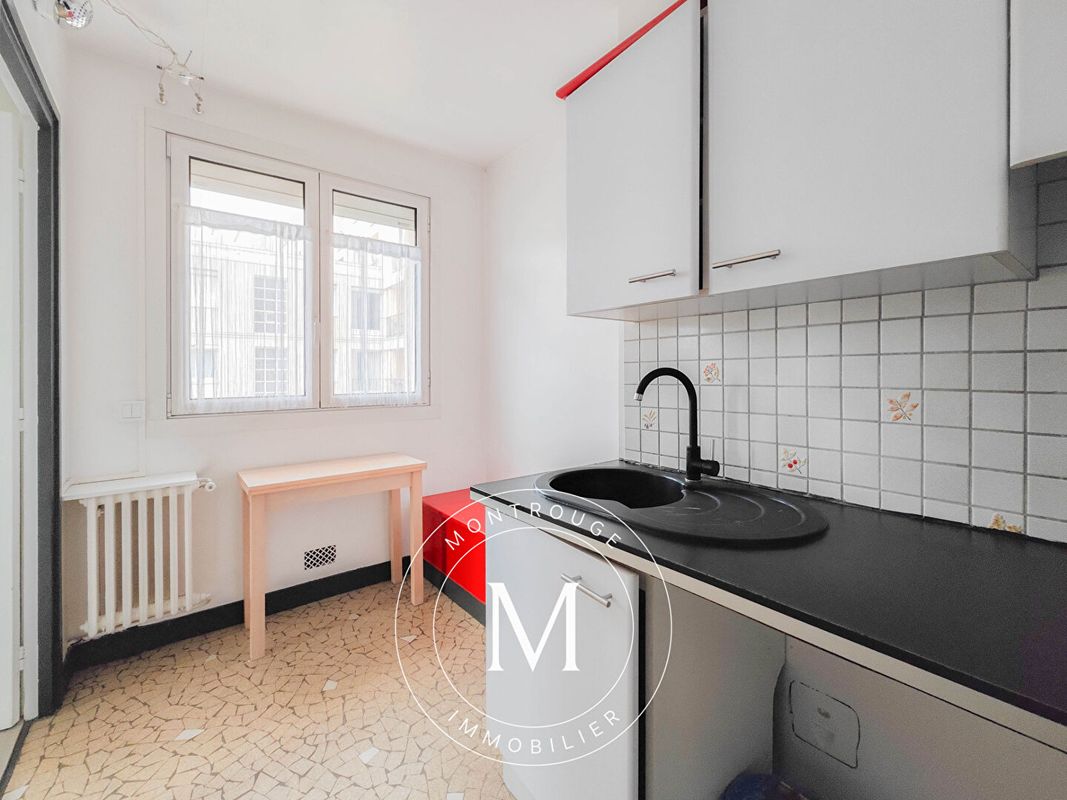 1 غرف نوم شقة في Montrouge, France رقم 168347