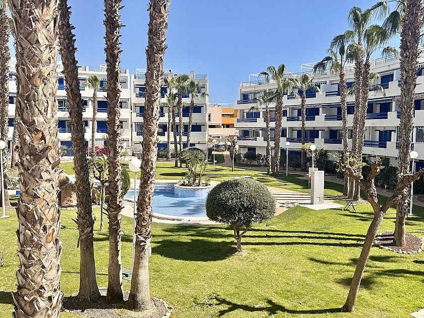 Apartamento T2 em Playa Flamenca II, Spain N.º 133182