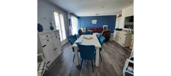 3 bedrooms House in Confolens, France No. 343842 6