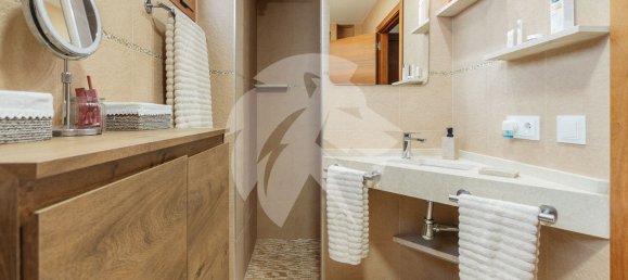 6 bedrooms House in La Pobla de Vallbona, Spain No. 157614 6