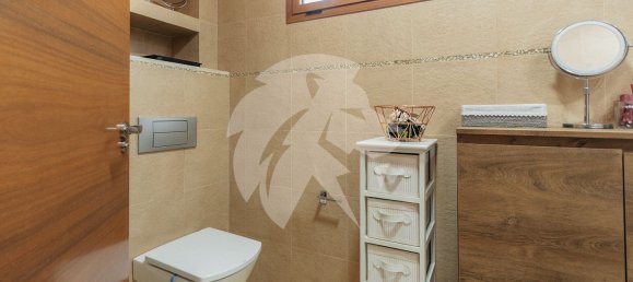 6 bedrooms House in La Pobla de Vallbona, Spain No. 157614 5