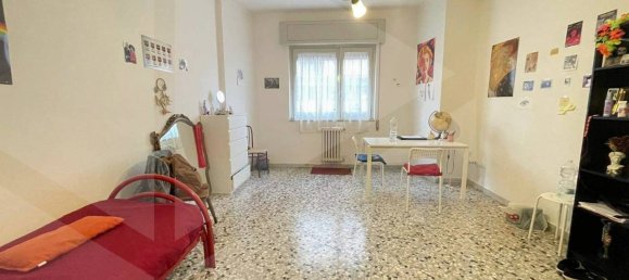 Apartamento de 4 habitaciónes en Bari, Italy No. 29138 7