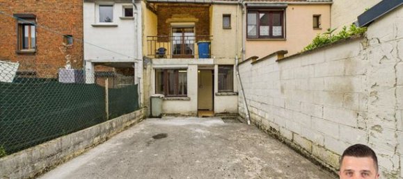 2 bedrooms House in Hirson, France No. 304796 14