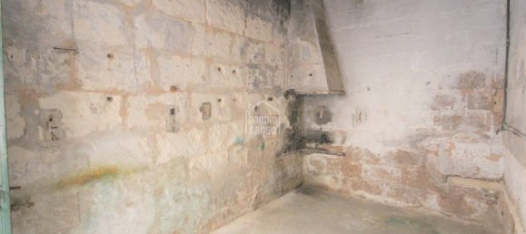 255m² Garage in Ciutadella De Menorca, Spain No. 1965 6