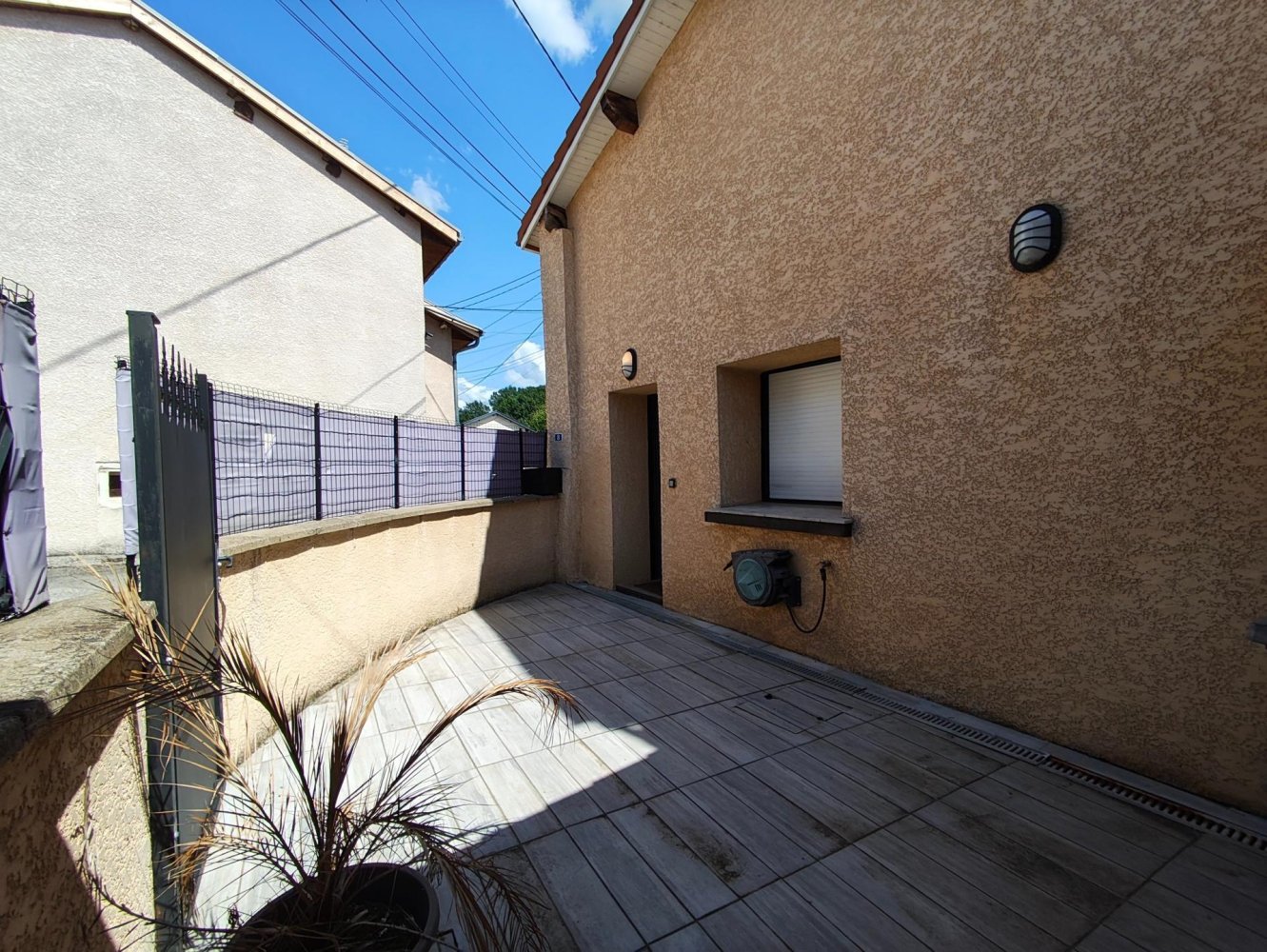 2 bedrooms House in Lagnieu, France No. 280279