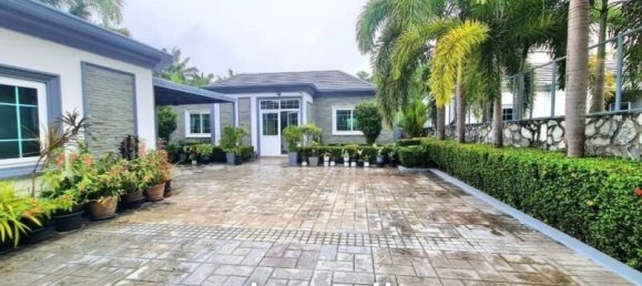 4 bedrooms Cafe / restaurant in Pattaya, Thailand No. 15509 8