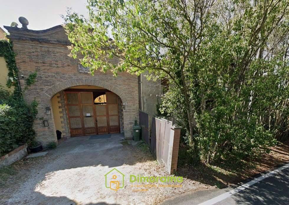 5 rooms Villa in Riccione, Italy No. 320069