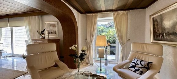 7 rooms Commercial property in Oberhausen, Germany No. 238934 11