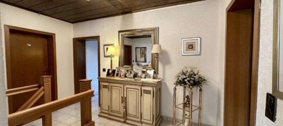 7 rooms Commercial property in Oberhausen, Germany No. 238934 13