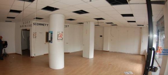 1-salle Propriété commerciale à Rome, Italy No. 352309 2