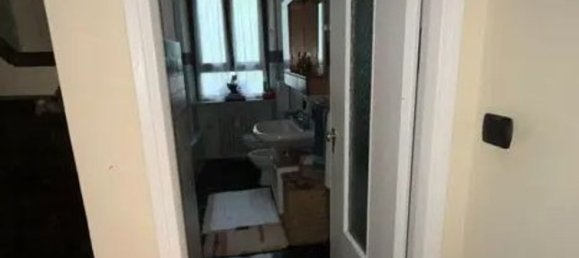 4-Zimmer Wohnung in Turin, Italy, Nr. 203826 5