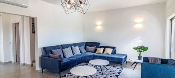 5 Schlafzimmer Villa in Quarteira, Portugal, Nr. 111683 4