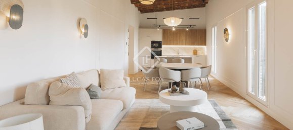 3 chambres Appartement à Eixample, Spain No. 140625 3