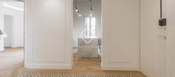 3 chambres Appartement à Eixample, Spain No. 140625 34