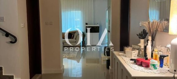 2 غرف نوم فيلا في أبو ظبي, UAE رقم 19338 3