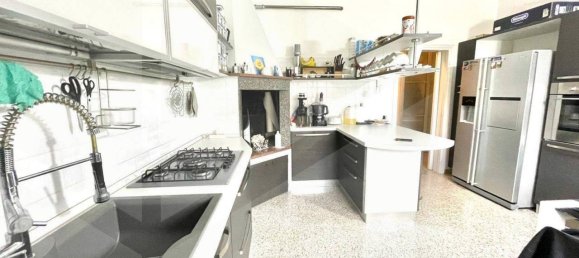5 rooms Apartment in Dozza, Italy No. 24633 17