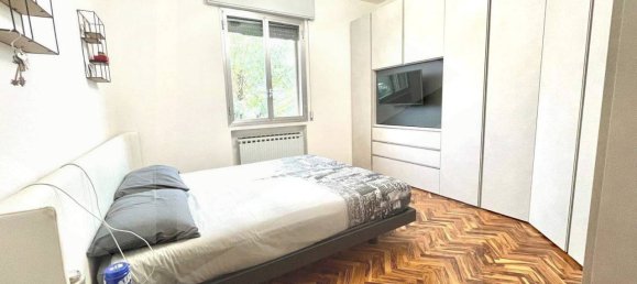 5 rooms Apartment in Dozza, Italy No. 24633 6