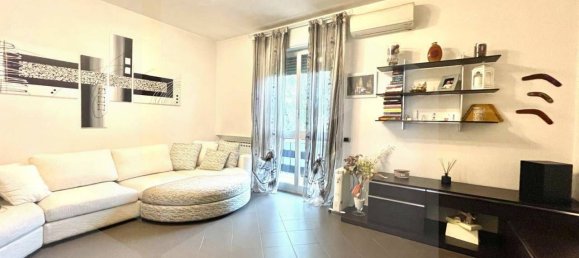 5 rooms Apartment in Dozza, Italy No. 24633 3