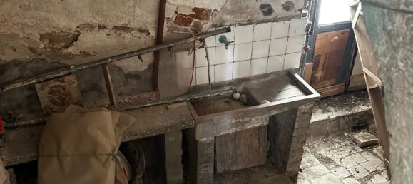 6 bedrooms House in Villalfonsina, Italy No. 351482 8