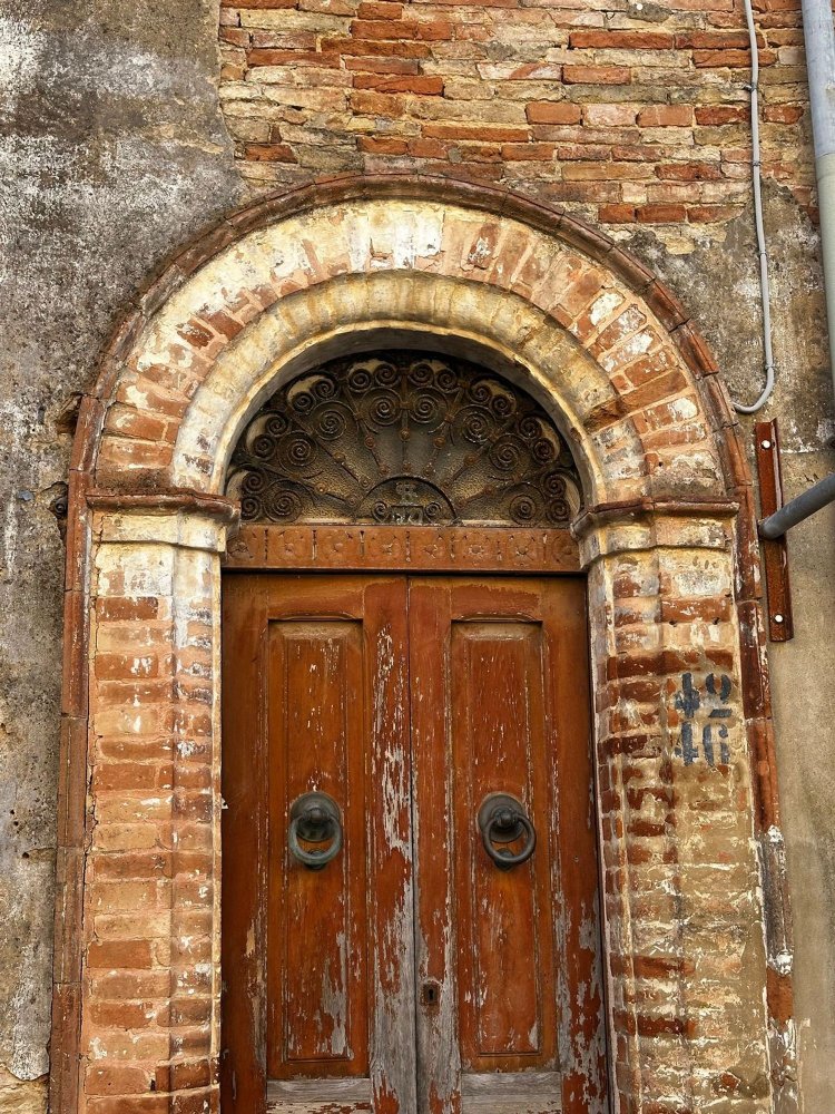 Casa de 6 dormitorios en Villalfonsina, Italy No. 351482