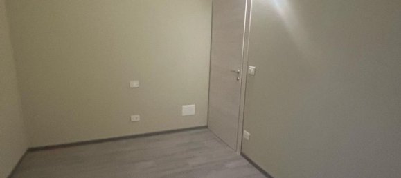 2-Zimmer Wohnung in Pinerolo, Italy, Nr. 56152 5