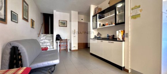 Apartamento de 1 dormitorio en Camaiore, Italy No. 269267 3