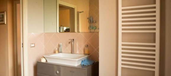 3 bedrooms House in Cecina, Italy No. 114637 3