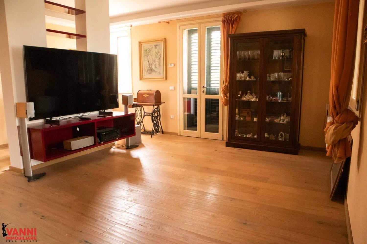 3 bedrooms House in Cecina, Italy No. 114637