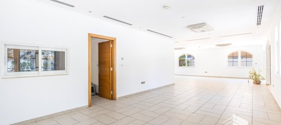 5 bedrooms Villa in Jumeirah Park, UAE No. 13671 23