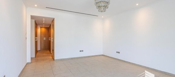 5 bedrooms Villa in Jumeirah Park, UAE No. 13671 27