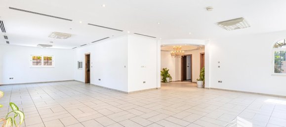 5 bedrooms Villa in Jumeirah Park, UAE No. 13671 24