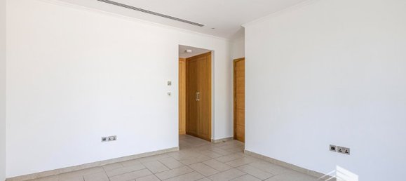 5 bedrooms Villa in Jumeirah Park, UAE No. 13671 10