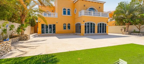 5 bedrooms Villa in Jumeirah Park, UAE No. 13671 5