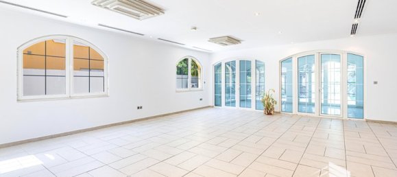 5 bedrooms Villa in Jumeirah Park, UAE No. 13671 26