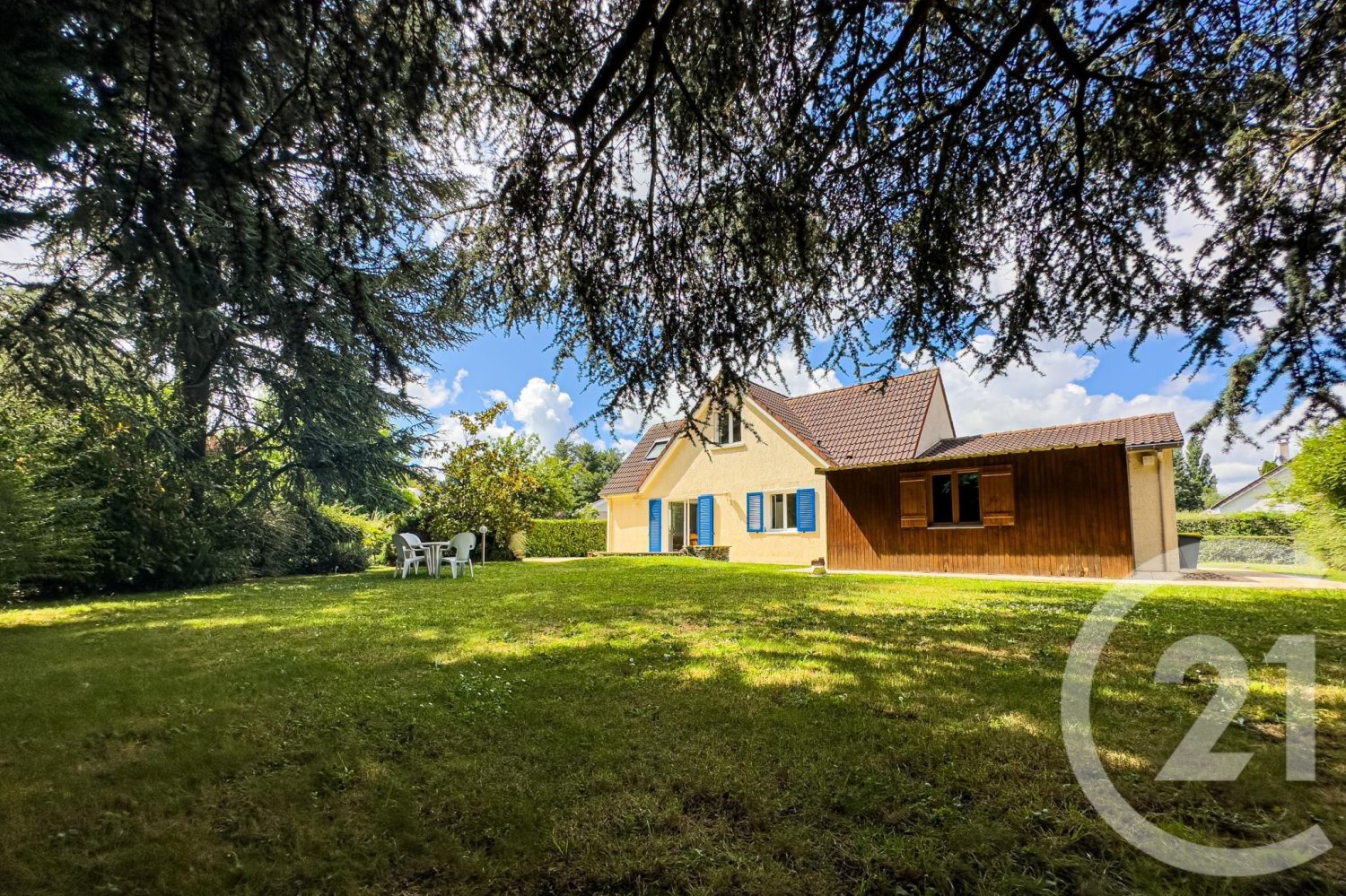 Дом с 4 спальнями в Жиф-сюр-Иветт, Франция № 177936