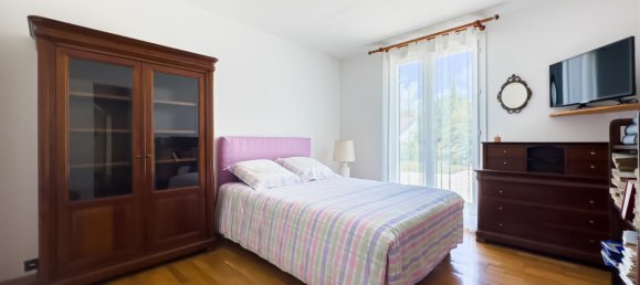 Дом с 4 спальнями в Жиф-сюр-Иветт, Франция № 177936 10