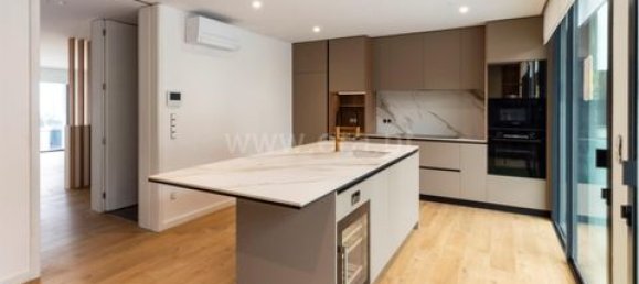 Таунхаус с 3 спальнями в Вила Нова ди Гая, Португалия № 151657 17