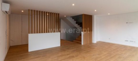 Таунхаус с 3 спальнями в Вила Нова ди Гая, Португалия № 151657 13