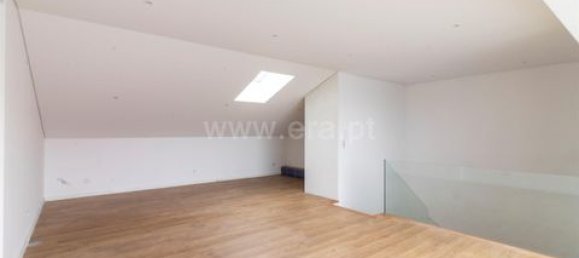 Таунхаус с 3 спальнями в Вила Нова ди Гая, Португалия № 151657 33