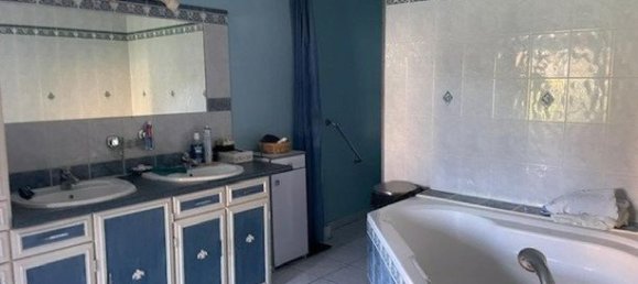 3 Schlafzimmer Haus in Sarthe, France, Nr. 310143 6