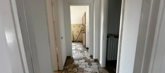 Квартира с 3 комнатами в Варесе, Италия № 334176 9