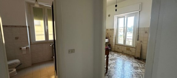 Квартира с 3 комнатами в Варесе, Италия № 334176 7