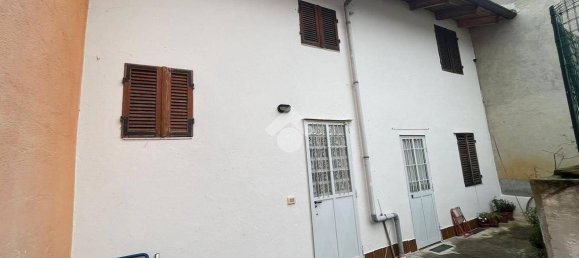 2 bedrooms House in Corio, Italy No. 117465 9