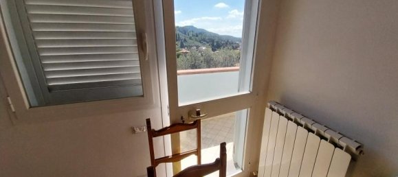 Casa de 10 divisões em Massarosa, Italy N.º 236927 11