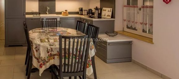 Здание с 10 комнатами в Кольмар, Франция № 275115 4