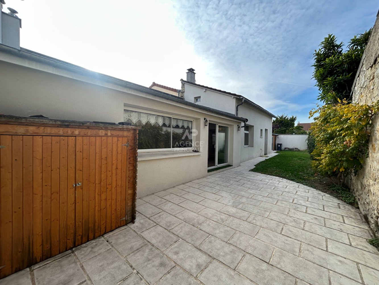 5 bedrooms House in Carrieres-sous-Poissy, France No. 145949